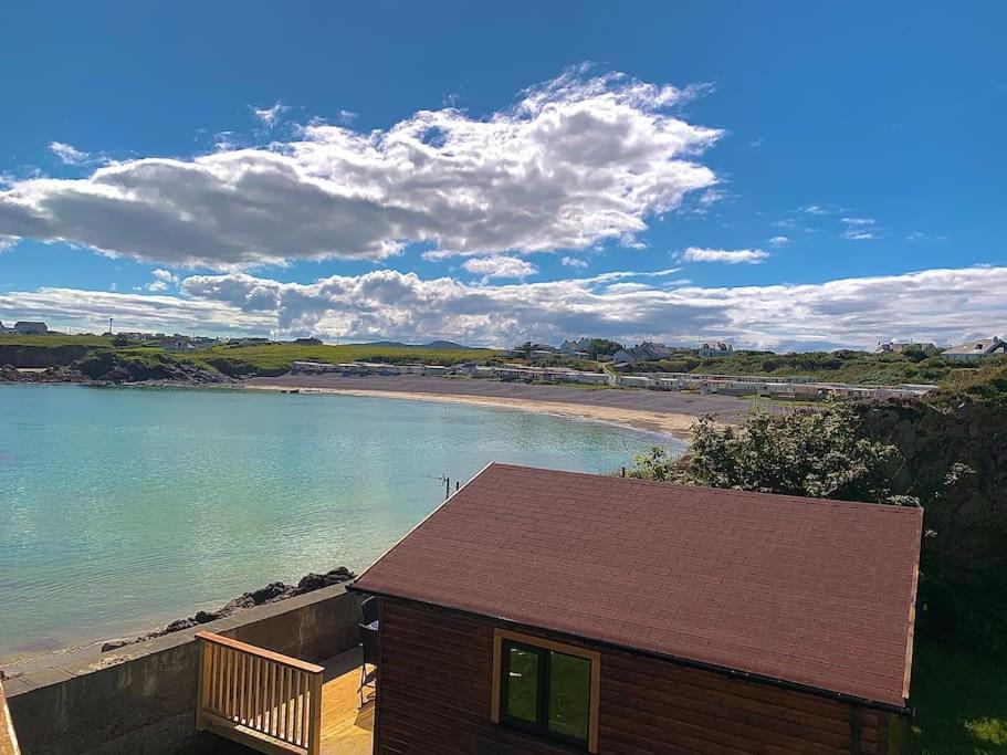 Cosy Portmor Log Cabin- Sea Views, Deck & Relaxation Malin Head Exteriér fotografie